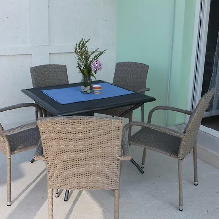 Appartement Lapis Savar