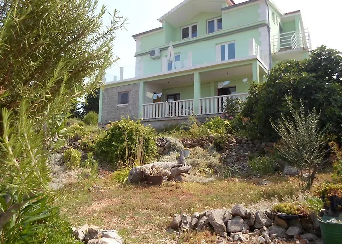 Apartman Lapis