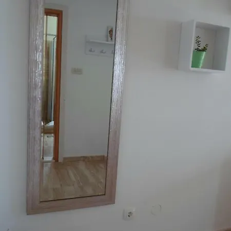 Lapis Apartment